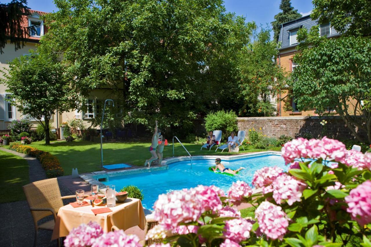 Hotel-Pension Berger ハイデルベルク エクステリア 写真
